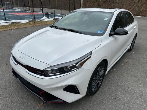 Used 2024 Kia Forte GT-Line w/ GT-Line Premium Package image 8