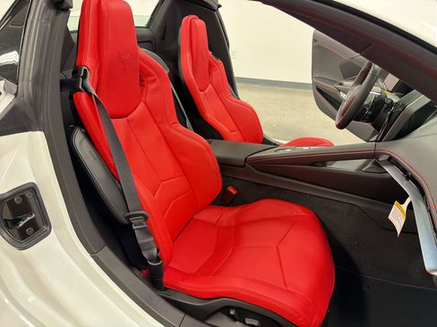 New 2026 Chevrolet Corvette Stingray Convertible w/ Battery Protection Package RWD image 30