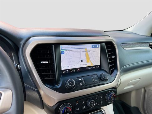 Used 2023 GMC Acadia Denali w/ Denali Ultimate Package image 13