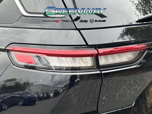 New 2025 Jeep Grand Cherokee Laredo image 7