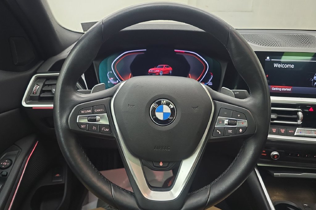 Used 2021 BMW 330i xDrive Sedan w/ Premium Package AWD/4WD image 16