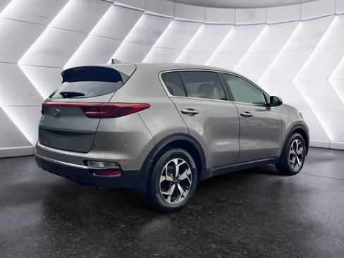 Used 2021 Kia Sportage LX w/ LX Fwd Popular Package image 5