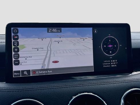 Used 2022 Kia Stinger GT1 RWD image 13