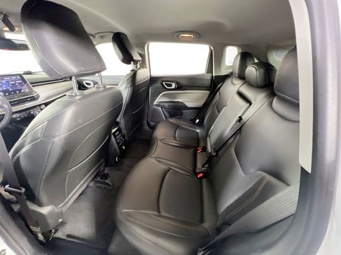 Used 2022 Jeep Compass Limited image 22