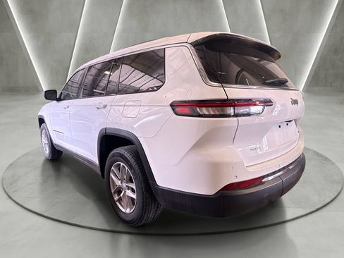 Used 2023 Jeep Grand Cherokee L Laredo AWD/4WD image 4