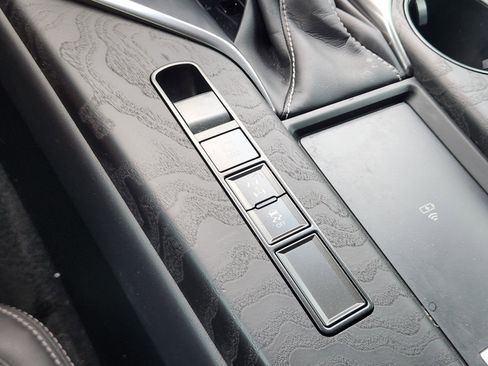 Used 2023 Lexus LX 600 4WD w/ Appearance Package image 24