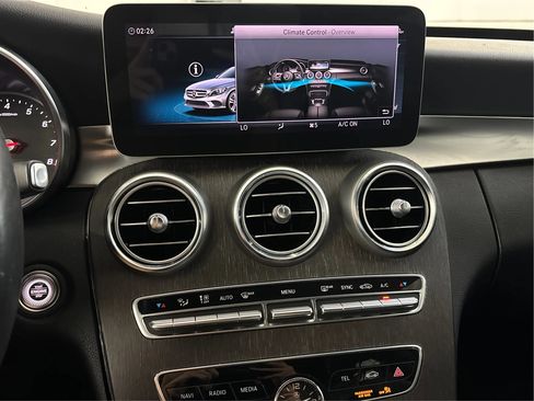 Used 2020 Mercedes-Benz C 300 4MATIC Sedan image 37