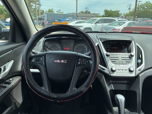 Used 2015 GMC Terrain SLE FWD image 22