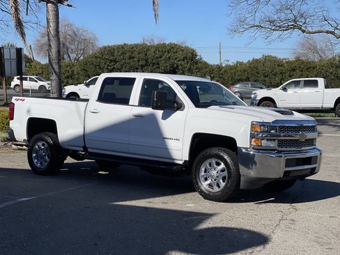 Used 2019 Chevrolet Silverado 2500 LT image 36