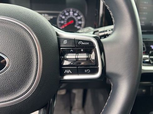 Used 2021 Kia Sorento S w/ Panoramic Sunroof Package image 16