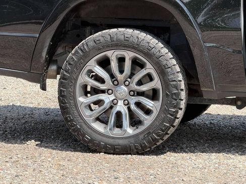 Used 2020 RAM 1500 Laramie w/ Sport Appearance Package AWD/4WD image 6