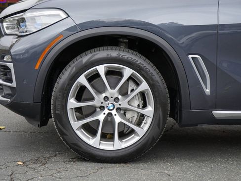 Used 2020 BMW X5 xDrive50i w/ Executive Package image 12