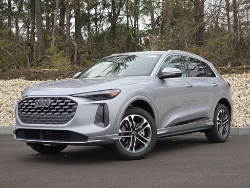 New 2026 Audi Q5 Premium image 1