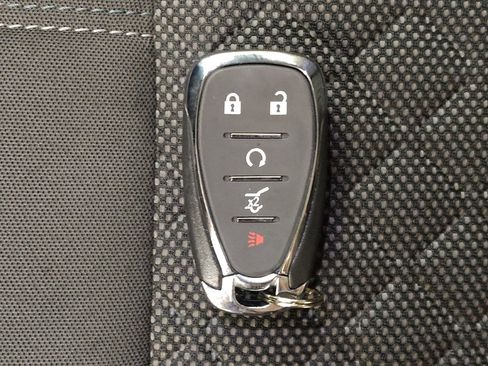 Used 2020 Chevrolet Blazer LT FWD image 32