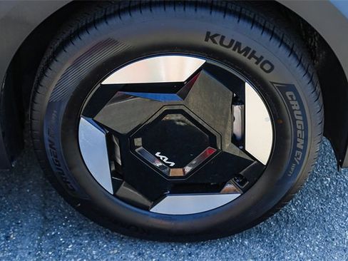 New 2026 Kia EV9 Wind image 12