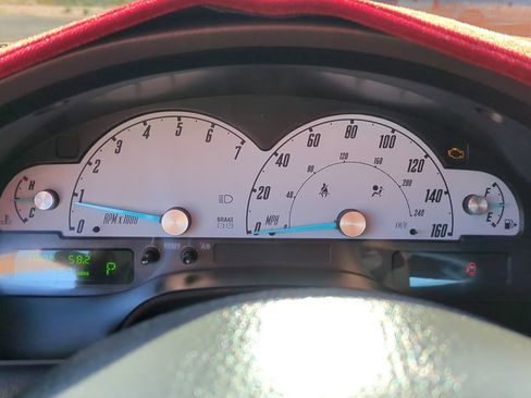 Used 2002 Ford Thunderbird image 18