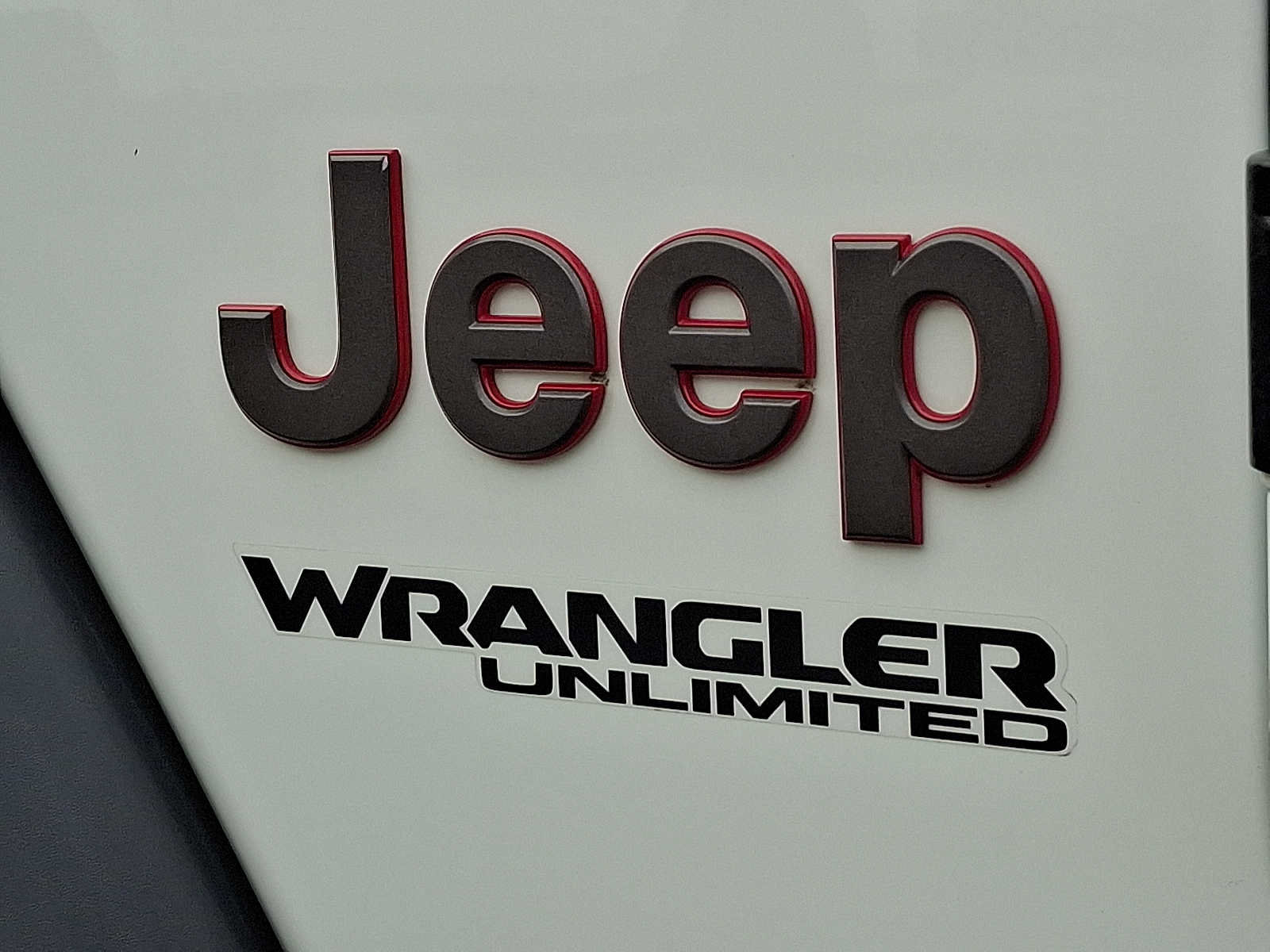 Used 2022 Jeep Wrangler Unlimited Rubicon w/ Cold Weather Group AWD/4WD image 29