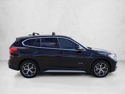 Used 2018 BMW X1 xDrive28i AWD/4WD image 4