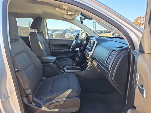 Used 2015 GMC Canyon SLE w/ SLE Convenience Package image 17