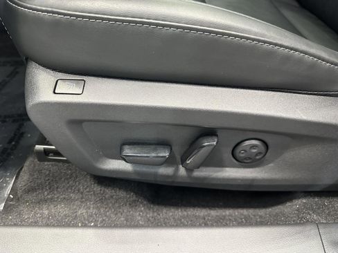 Used 2025 Nissan Murano Platinum w/ Cargo Package image 16