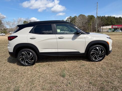New 2026 Chevrolet TrailBlazer RS image 2