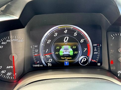 Used 2015 Chevrolet Corvette Z06 w/ 3LZ Preferred Equipment Group image 15