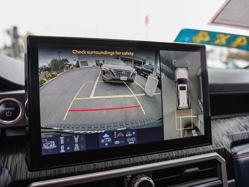 Certified 2025 Toyota 4Runner Platinum AWD/4WD image 19