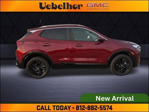 Used 2025 Buick Encore GX Sport Touring w/ Comfort Package image 3
