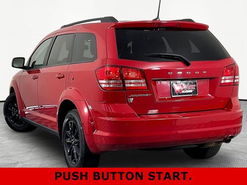 Used 2020 Dodge Journey SE w/ SE Popular Equipment Group FWD image 4