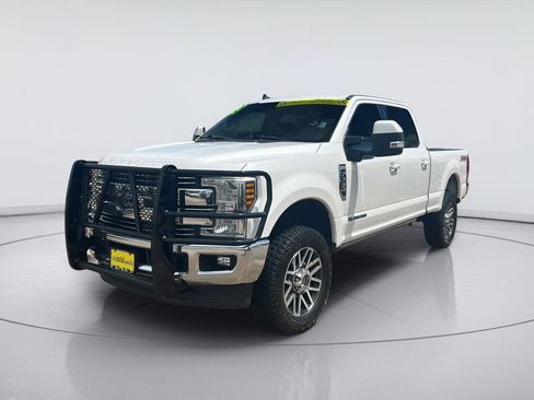 Used 2019 Ford F250 Lariat w/ Lariat Ultimate Package AWD/4WD image 1