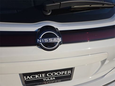 New 2025 Nissan Kicks Play S image 39