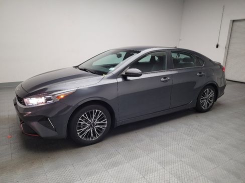 Used 2024 Kia Forte GT-Line FWD image 2