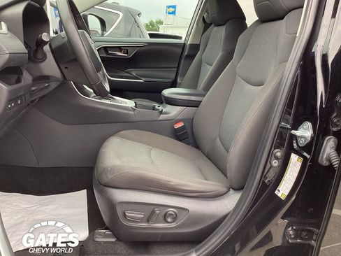 Used 2024 Toyota RAV4 XLE w/ Weather Package AWD/4WD image 13