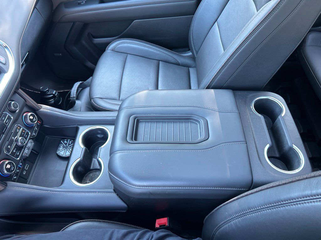 Used 2023 Chevrolet Suburban High Country w/ Max Trailering Package AWD/4WD image 34