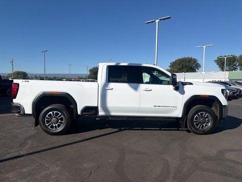 Used 2025 GMC Sierra 2500 SLE w/ SLE Value Package; AWD/4WD image 9