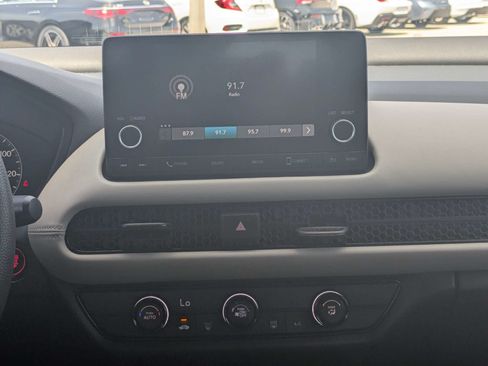 Used 2023 Honda HR-V LX image 18