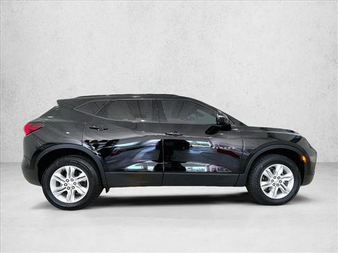 Used 2022 Chevrolet Blazer LT FWD image 5