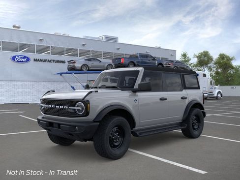 New 2026 Ford Bronco Outer Banks AWD/4WD image 1
