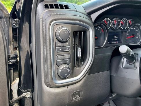 Used 2021 Chevrolet Silverado 1500 LT Trail Boss w/ Convenience Package II AWD/4WD image 26