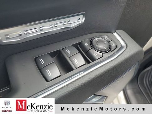 New 2026 GMC Sierra 1500 Denali w/ Denali Reserve Package AWD/4WD image 9