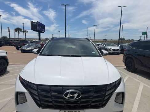 Used 2022 Hyundai Tucson SEL AWD/4WD image 2
