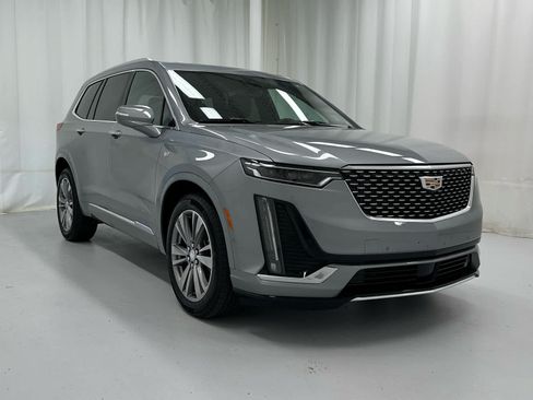 Used 2025 Cadillac XT6 Premium Luxury w/ Platinum Package AWD/4WD image 1