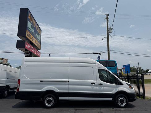 Used 2023 Ford Transit 250 148 High Roof Extended RWD image 3