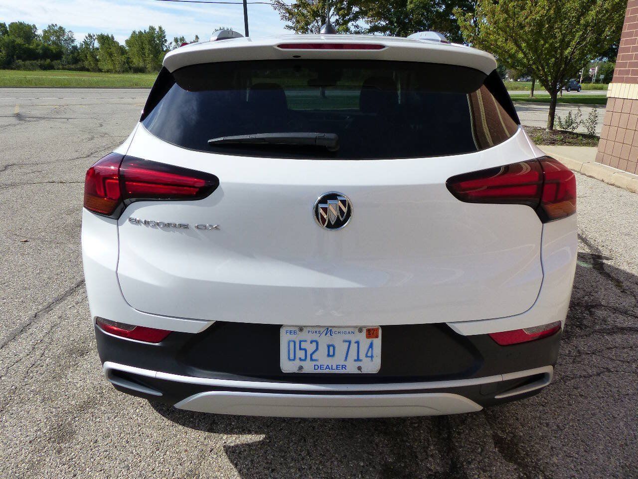 Used 2023 Buick Encore GX Select FWD image 8