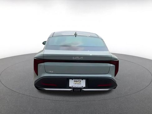 Used 2025 Kia K4 FWD image 12