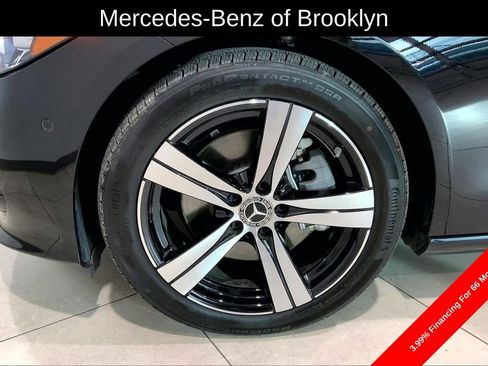 Certified 2025 Mercedes-Benz C 300 4MATIC Sedan image 12