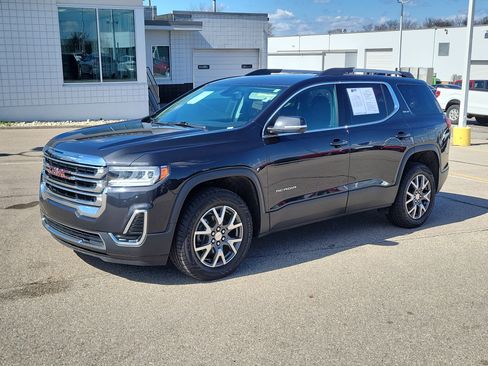 Used 2020 GMC Acadia SLE w/ Driver Convenience Package image 2