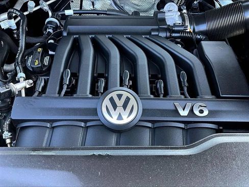 Used 2021 Volkswagen Atlas SEL Premium AWD/4WD image 34