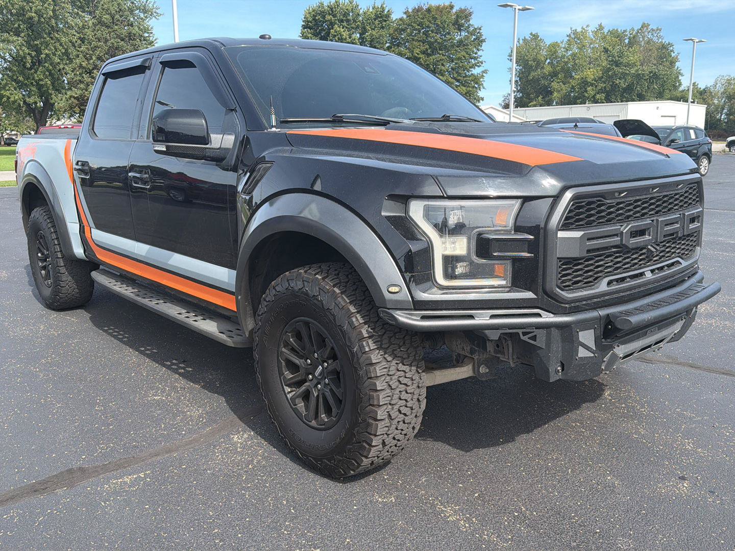 Used 2018 Ford F150 Raptor w/ Equipment Group 802A Luxury AWD/4WD image 6