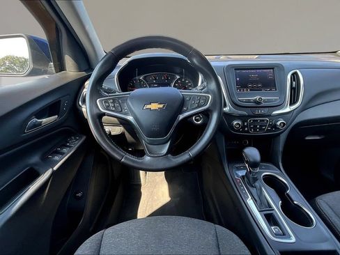 Used 2022 Chevrolet Equinox LT AWD/4WD image 8